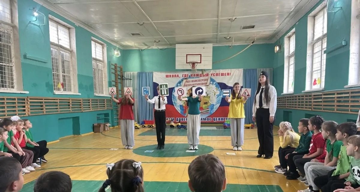Дошколята в Знаменске оставили на асфальте подсказки для взрослых