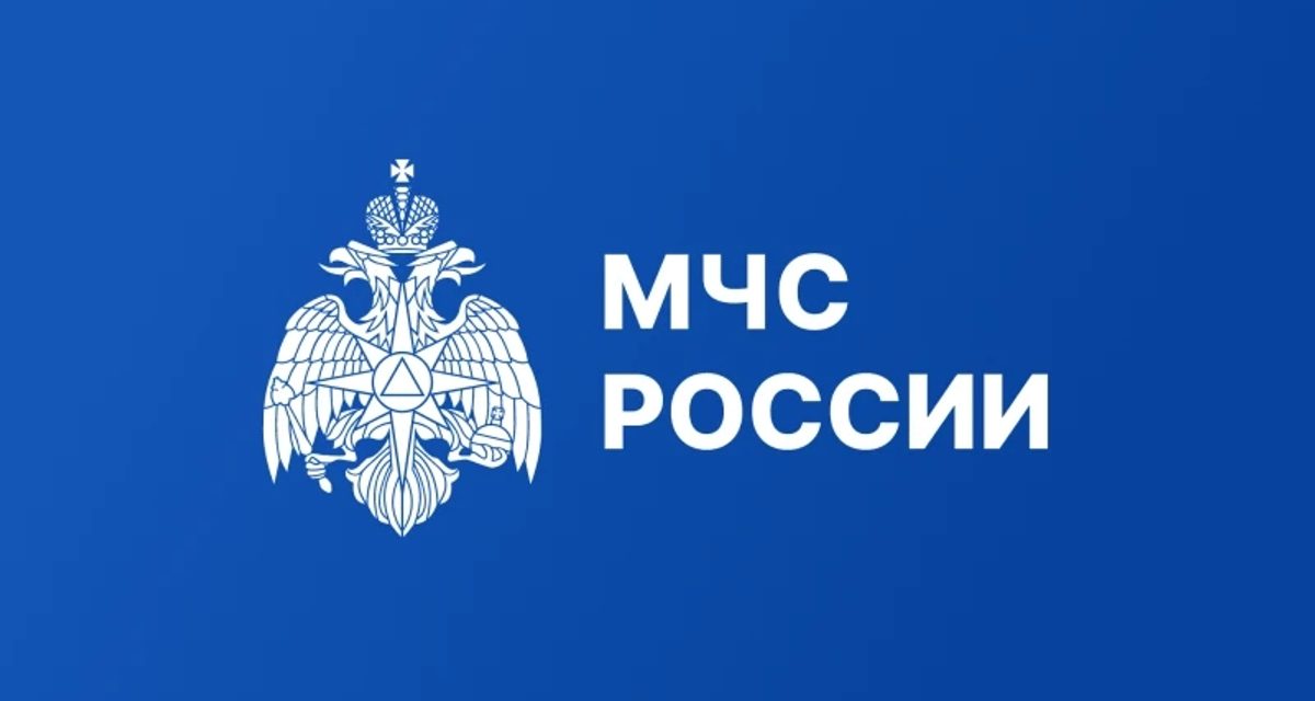 На улице Савушкина в Астрахани загорелась квартира в пятиэтажке — жильцов эвакуировали